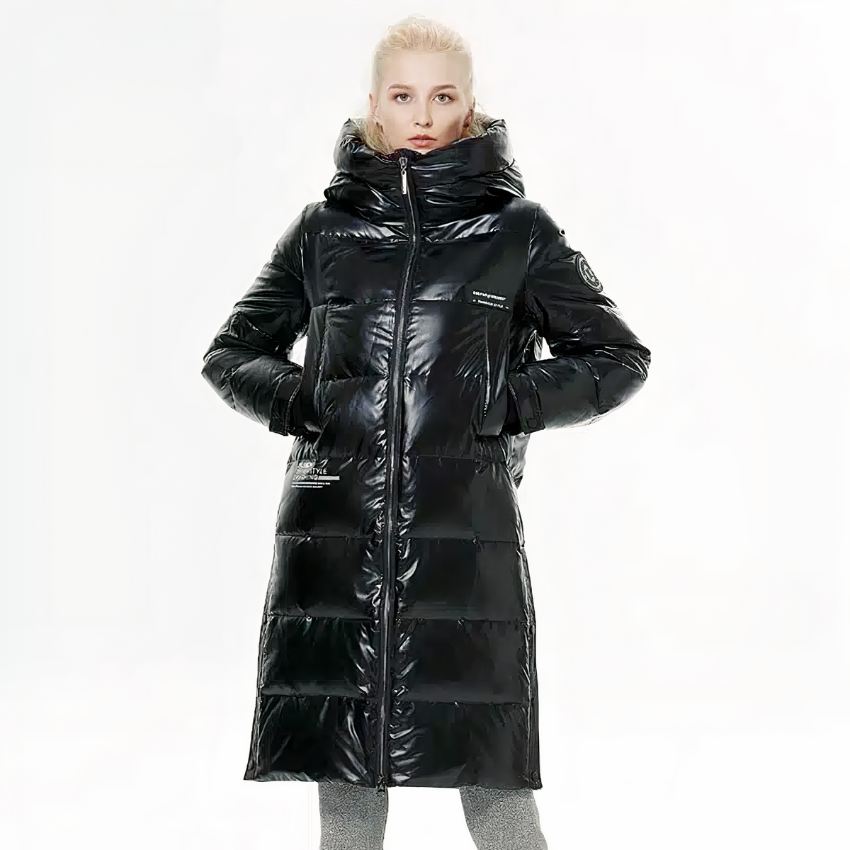 Doudoune noire longue et brillante pour femme