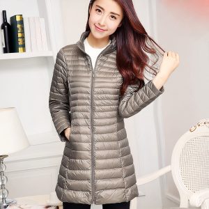 Doudoune grise mi-longue et cintrée pour femme